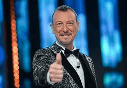 AMADEUS CONDUTTORE TELEVISIVO CONDUCE IL CAPODANNO IN CALABRIA