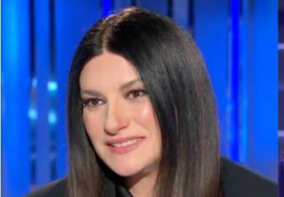 LAURA PAUSINI IL SUO PROBLEMA AL CUORE.