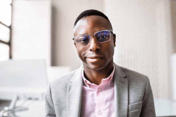 TIC LEGATI ALLA SINDROME DI TOURETTE TIC LEGATI ALLA SINDROME DI TOURETTE