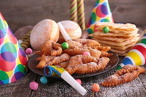 MARTEDI' GRASSO DOLCI DI CARNEVALE