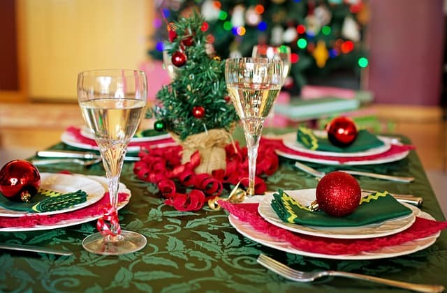 SPRECHI ALIMENTARI A NATALE COME EVITARLI?